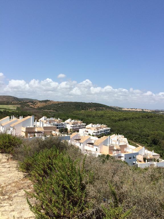 Appartement Las Terrazas De Alcaidesa Luaran gambar